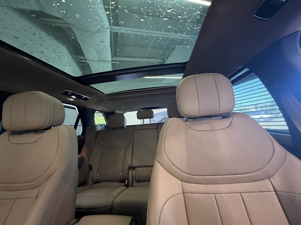 2025 Land Rover Range Rover Sport SE photo 19