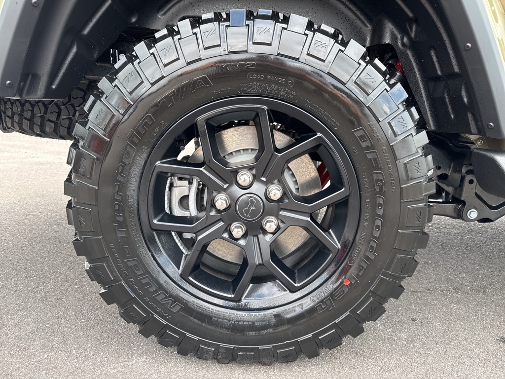 2025 Jeep Gladiator Sport photo 13