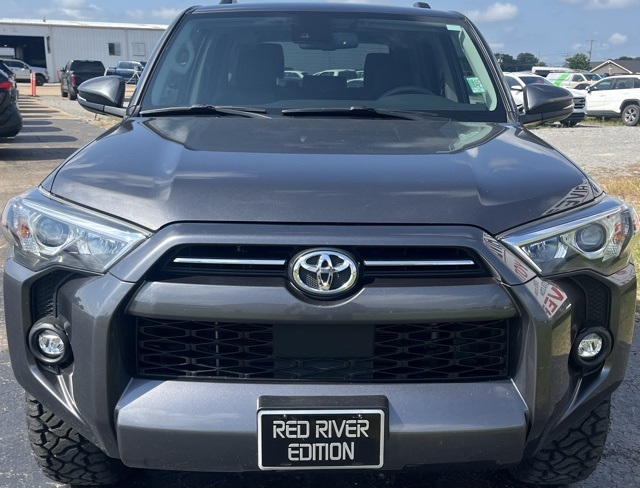 2022 Toyota 4Runner SR5 Premium photo 2