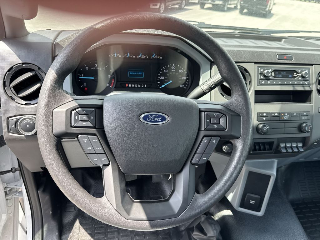 2025 Ford F-650 Base photo 11