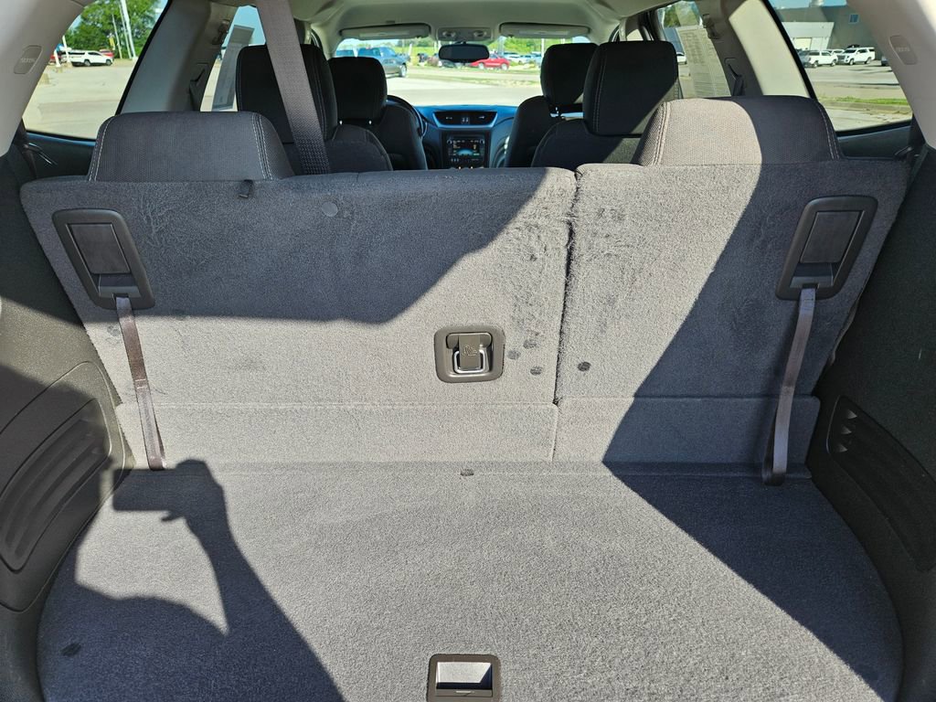 2017 Chevrolet Traverse 1LT photo 27