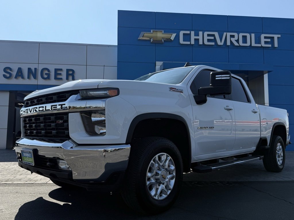 2023 Chevrolet Silverado 2500HD LT photo 3