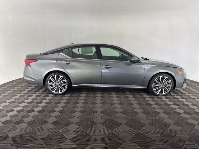 2023 Nissan Altima 2.5 SL photo 4