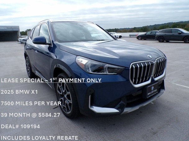 2025 BMW X1 28i's photo