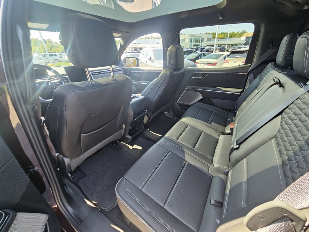 2025 Gmc Sierra EV Denali photo 8