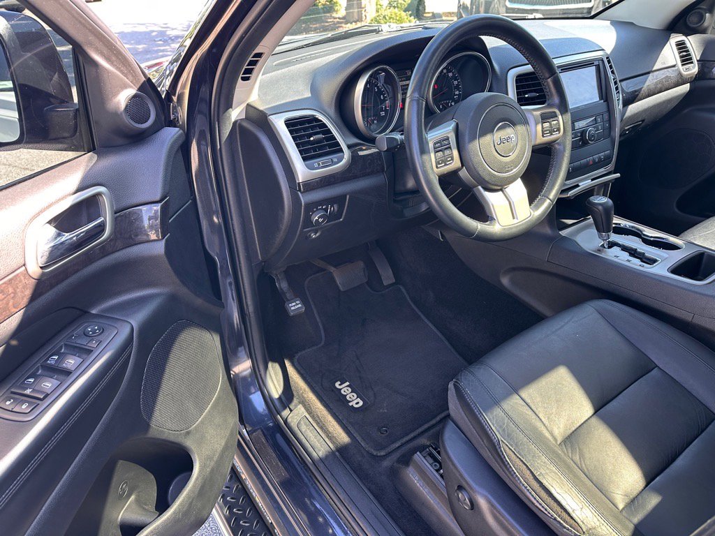 2012 Jeep Grand Cherokee Laredo photo 9