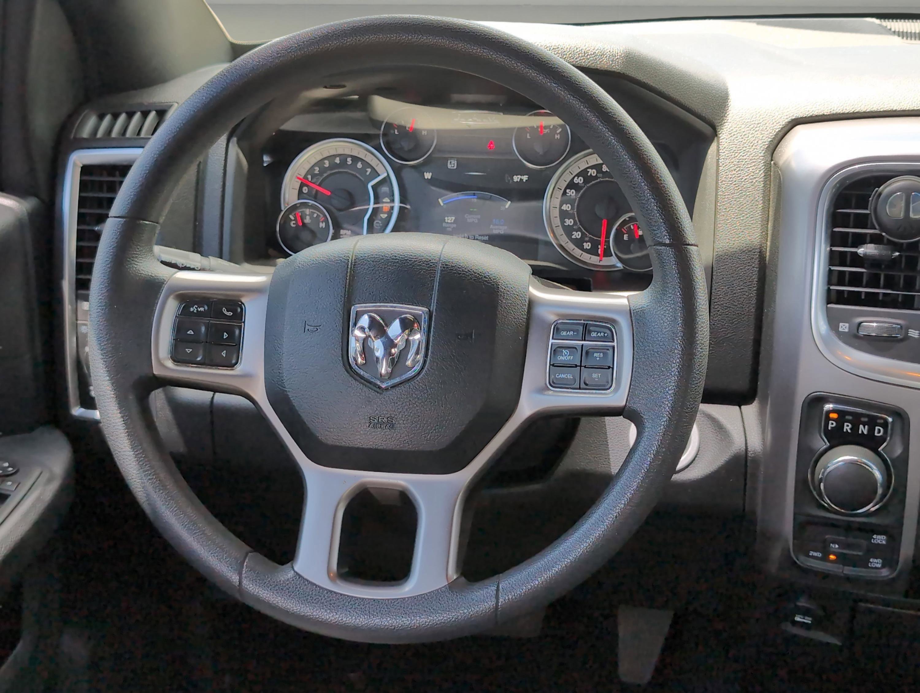 2023 Ram 1500 Classic Warlock photo 16