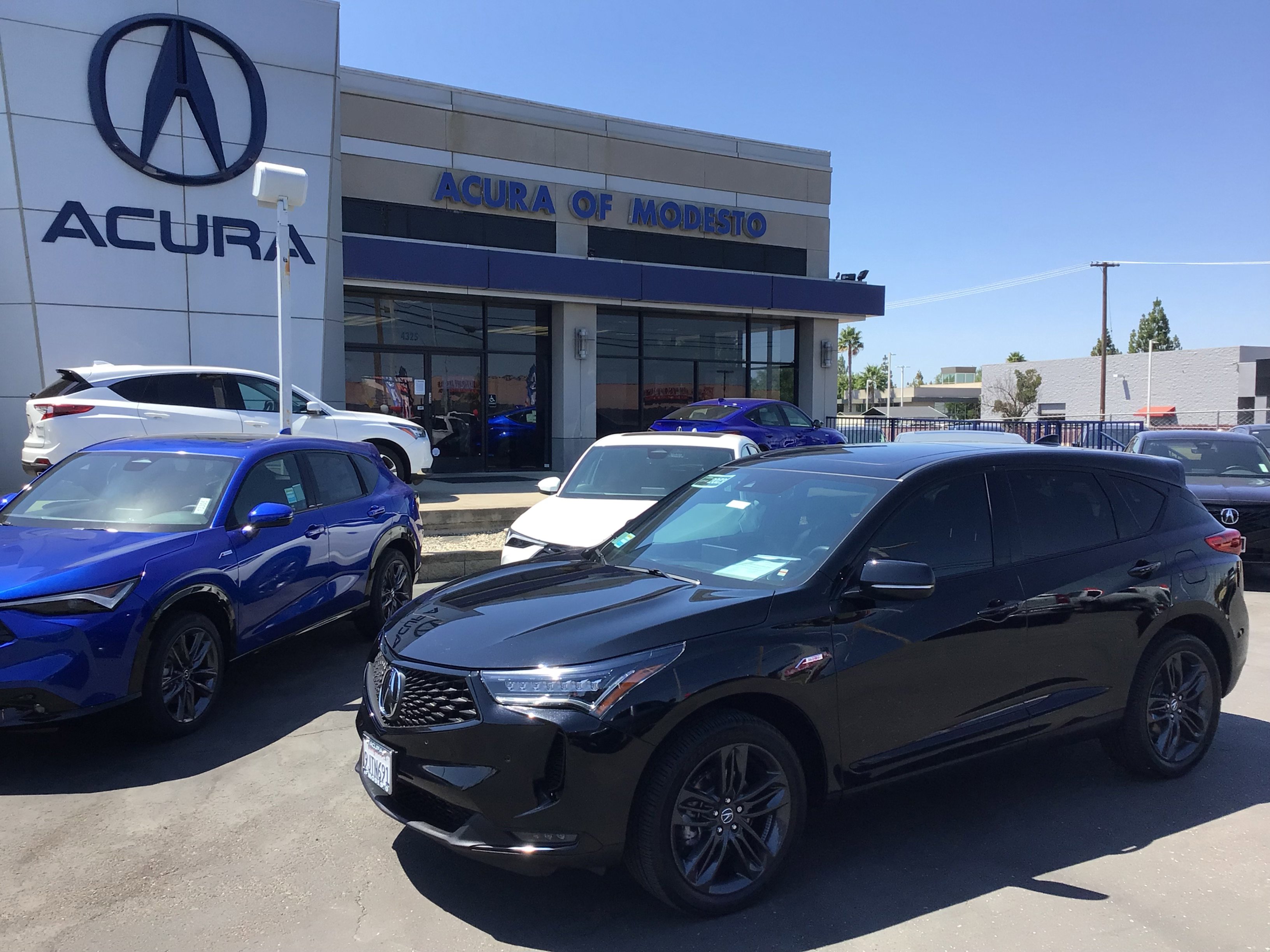 2023 Acura RDX A-Spec photo 3
