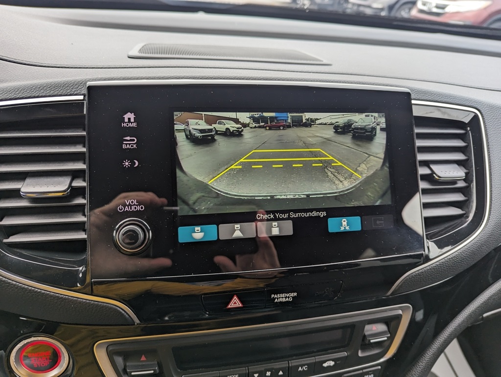 2024 Honda Passport Black Edition photo 9