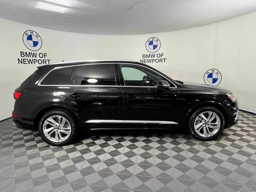 2023 Audi Q7 55 Prestige photo 4