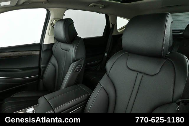2025 Genesis GV80 2.5T AWD photo 11