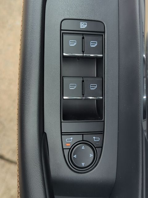 2025 Mazda CX-70 3.3 Turbo Preferred photo 17