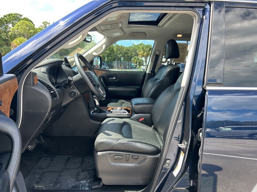 2022 Nissan Armada SL photo 9