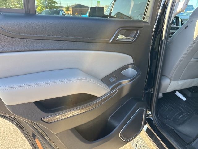2018 Chevrolet Tahoe LT photo 21