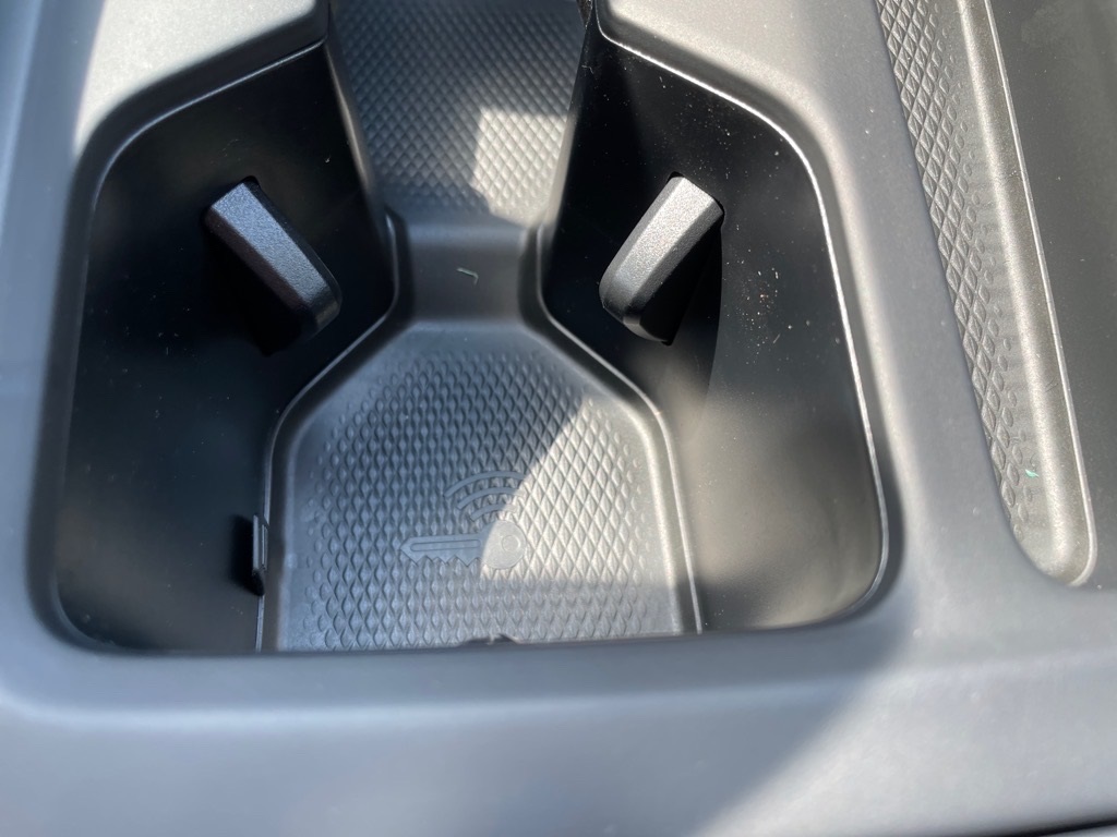 2025 Volkswagen Tiguan SE photo 24