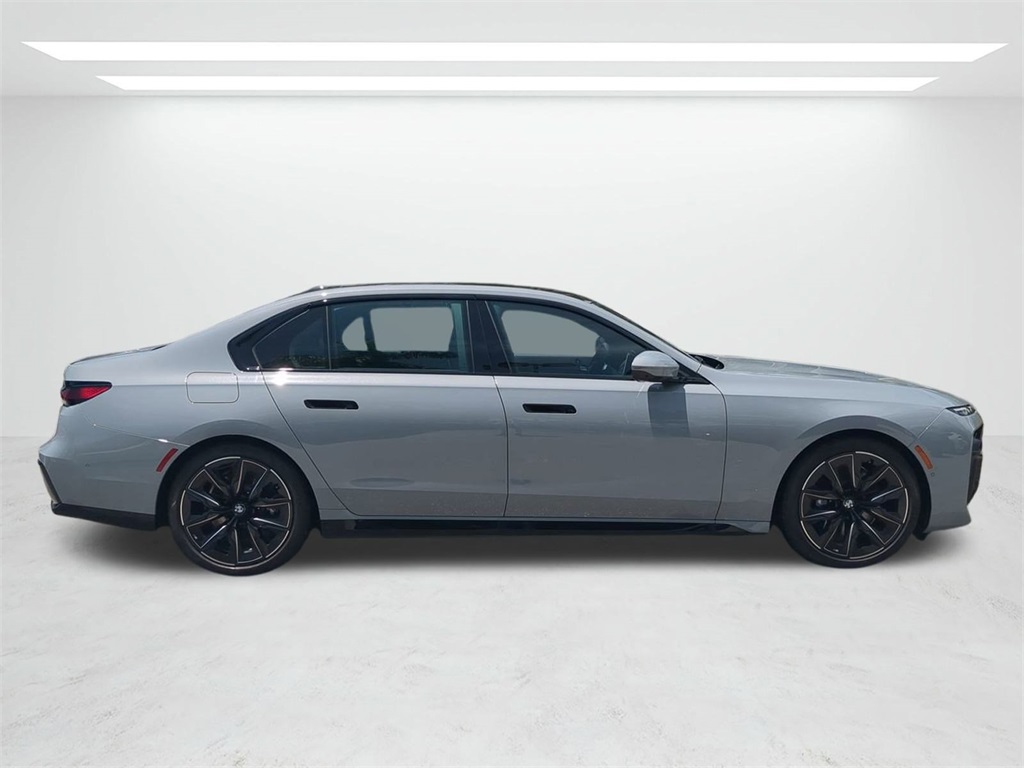 New 2025 Brooklyn Grey Metallic BMW 740i image 3