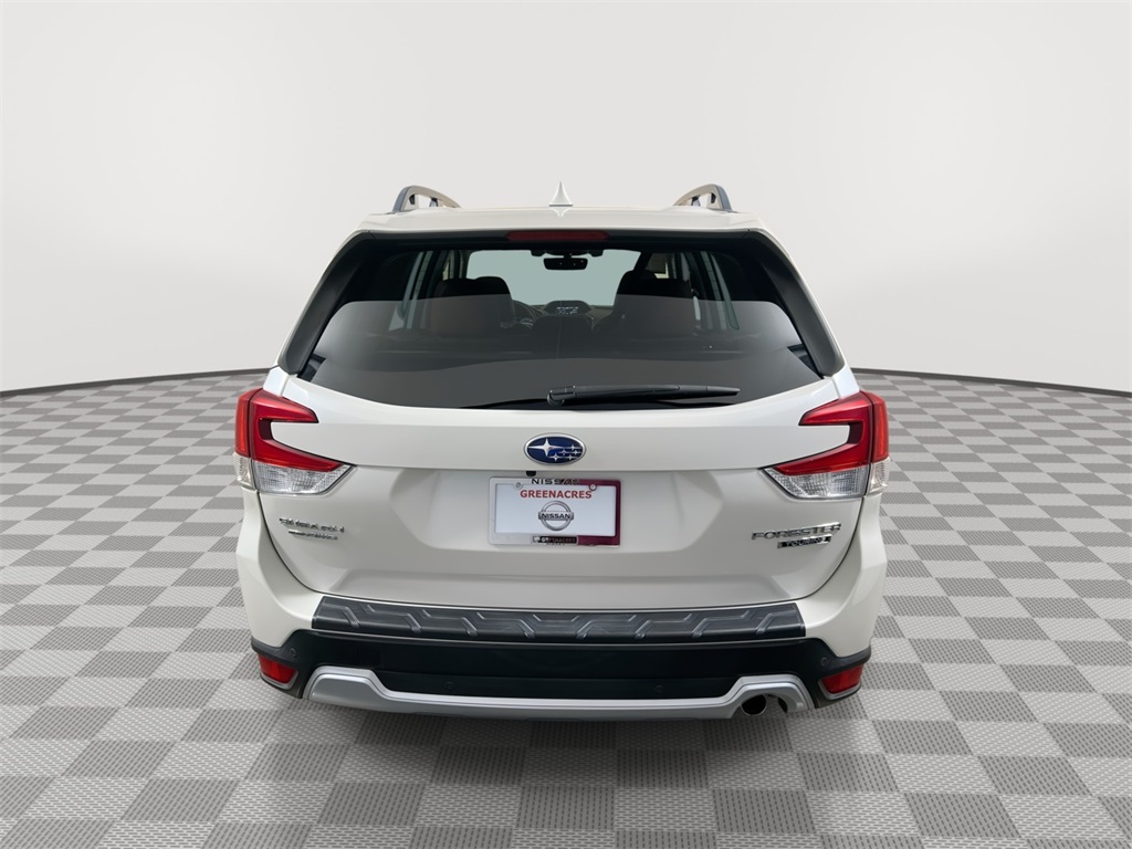 2021 Subaru Forester Touring photo 7