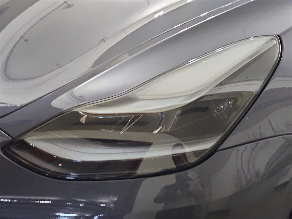 2023 Tesla Model 3 photo 29