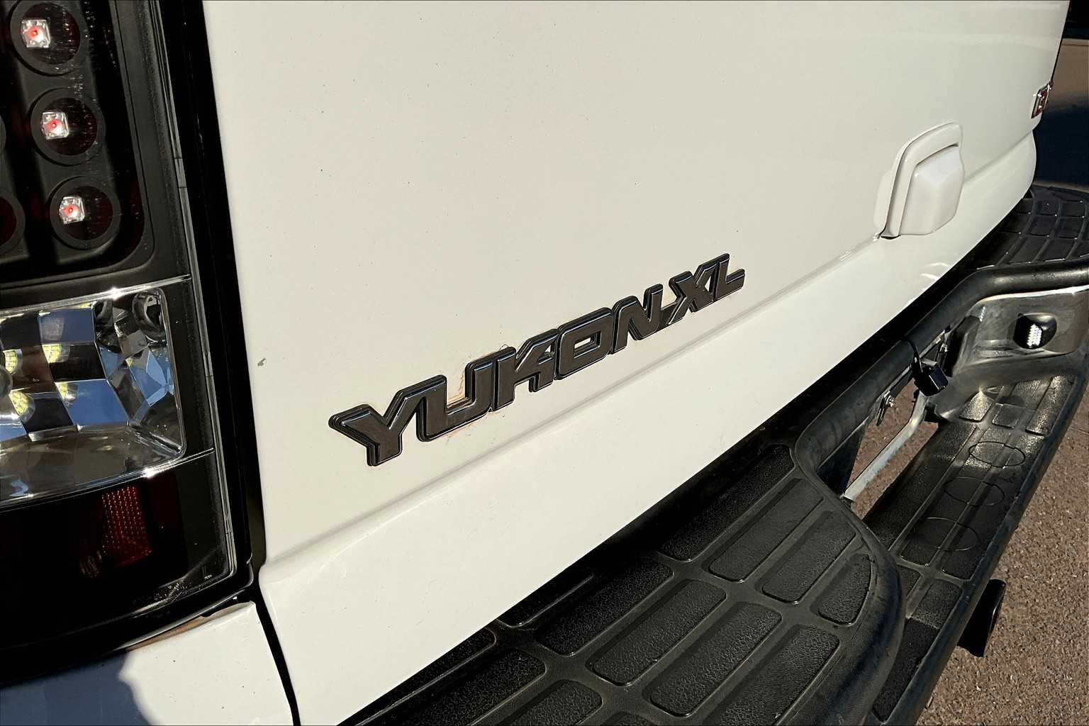 2005 Gmc Yukon XL SLT photo 28