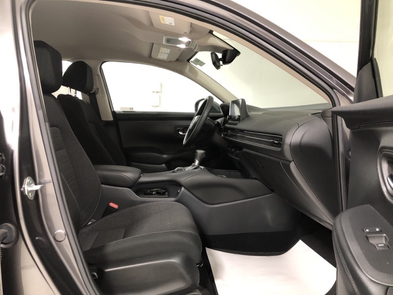 2023 Honda HR-V LX photo 12