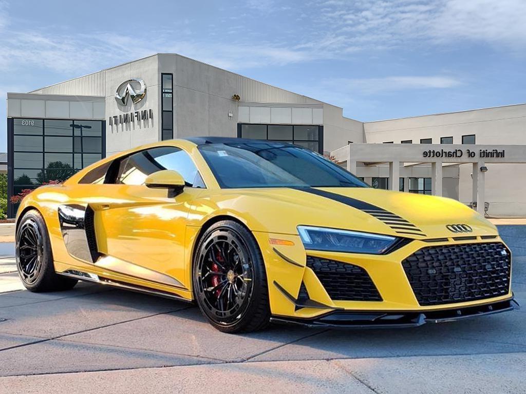 2023 Audi R8 Performance's photo