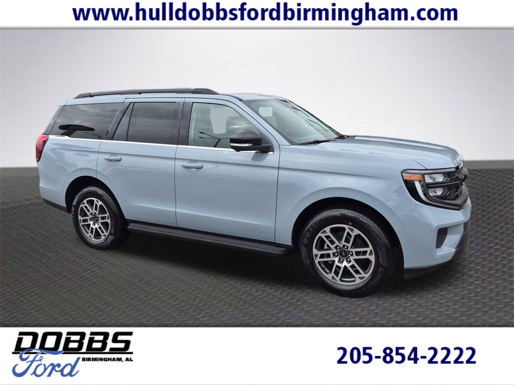 2026 Ford Expedition Active's photo