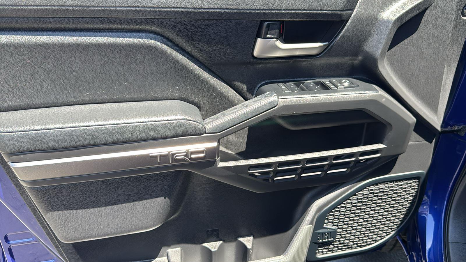 2024 Toyota Tacoma TRD Double Cab photo 11