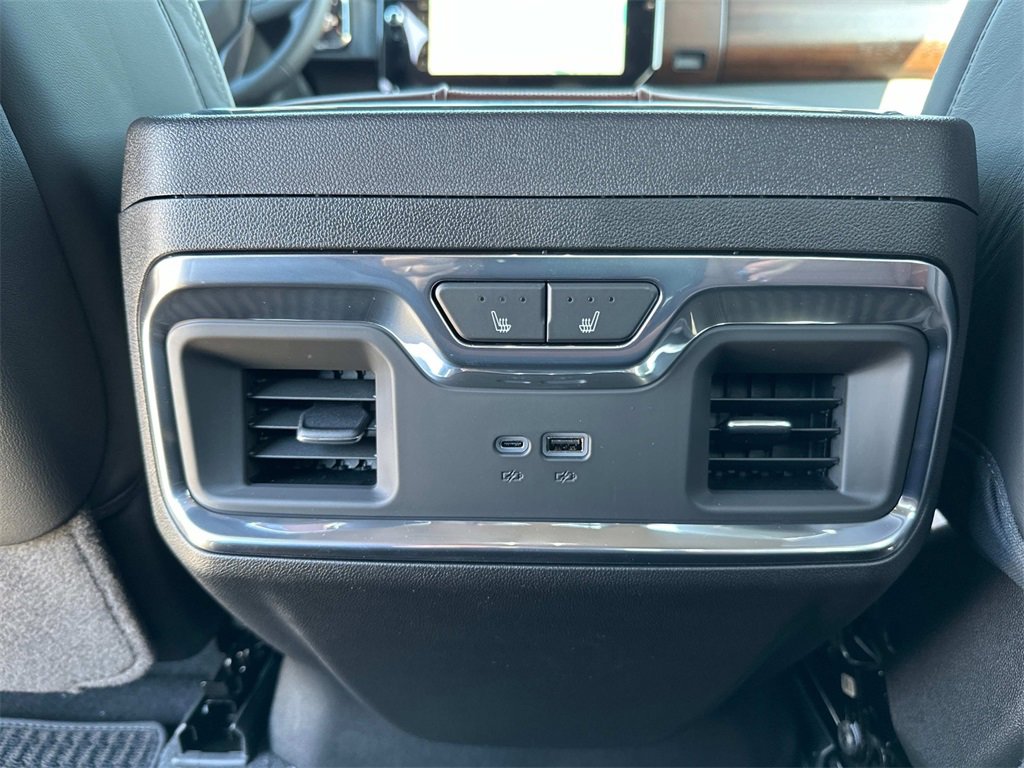 2026 Gmc Sierra 1500 Denali Ultimate photo 15
