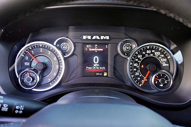 New 2025 Diamond Black Crystal Pearl-Coat Exterior Paint RAM Big Horn/Lone Star image 40