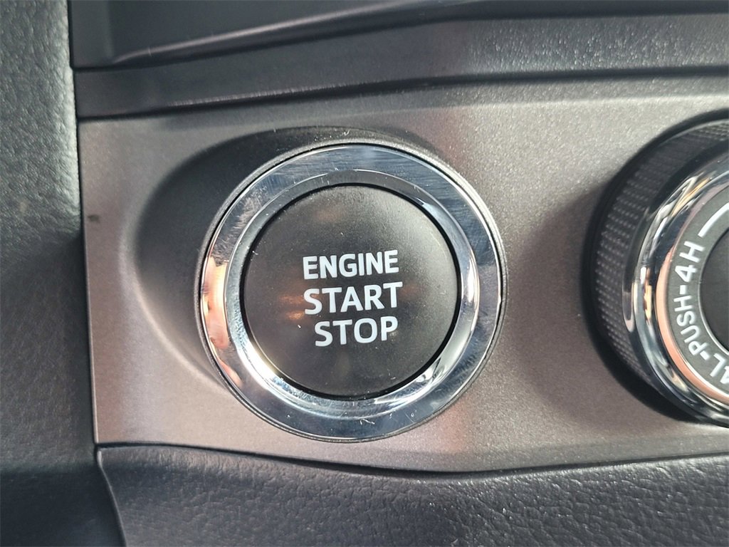 2022 Toyota Tacoma TRD Pro V6 photo 23