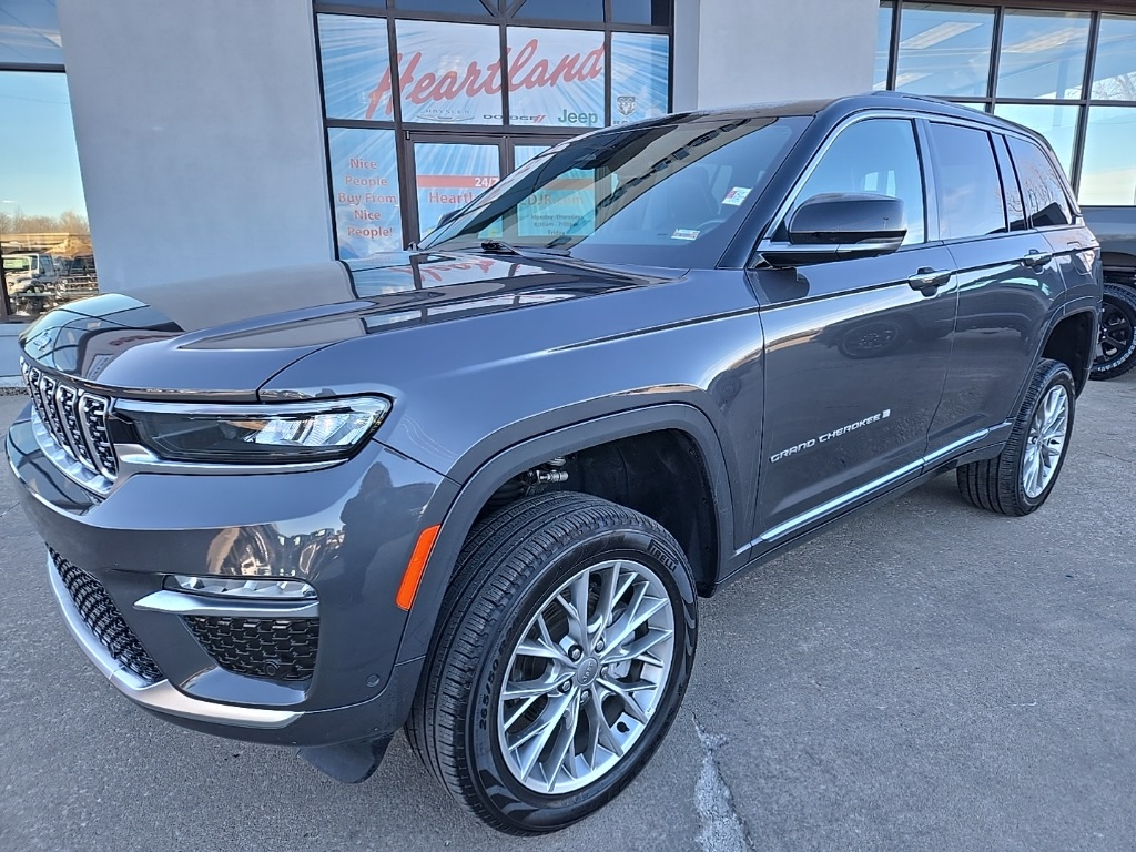 Used 2025 Jeep Grand Cherokee Summit with VIN 1C4RJHEG7S8678256 for sale in Kansas City