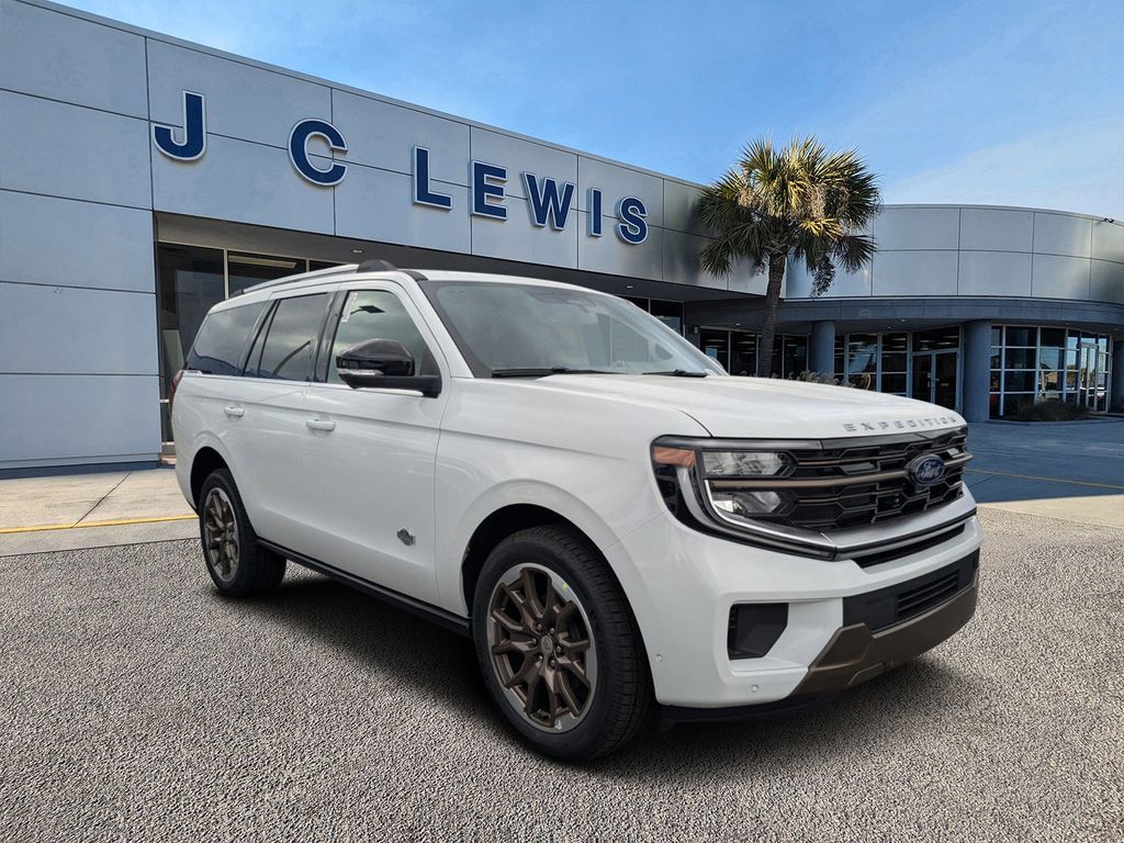 2025 Ford Expedition King Ranch's photo