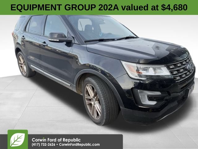 2017 Ford Explorer XLT's photo