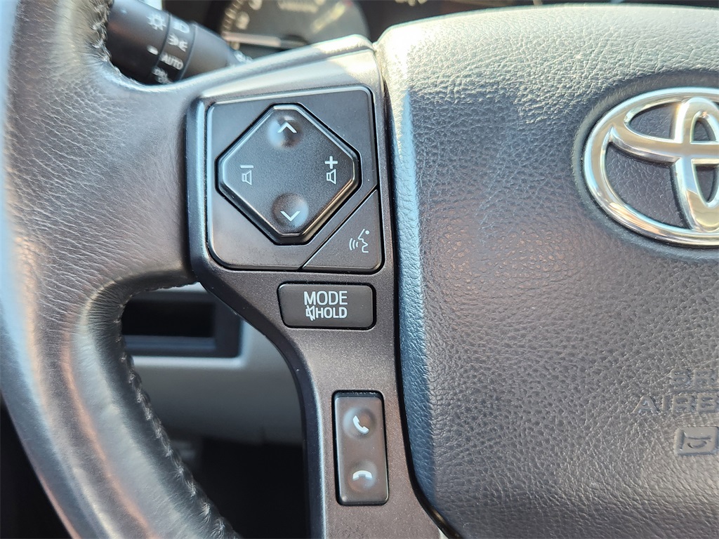 2018 Toyota Sequoia Platinum photo 19