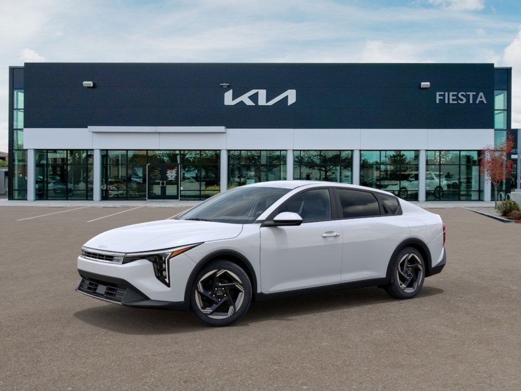 2025 Kia K4 EX photo 3
