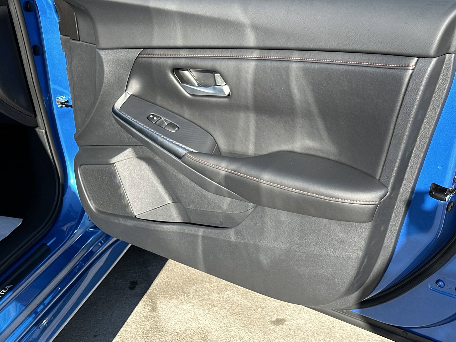 2025 Nissan Sentra SR photo 15