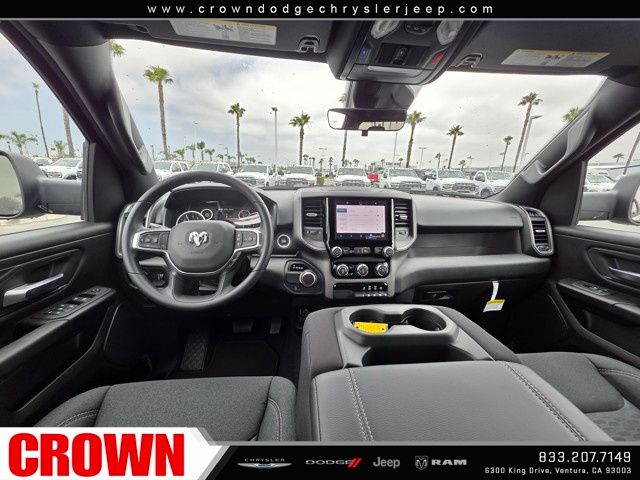 2025 Ram 1500 Tradesman photo 11