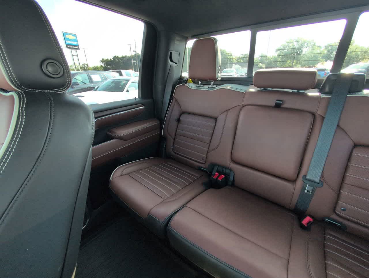 2024 Gmc Sierra 2500 HD Denali Ultimate photo 4