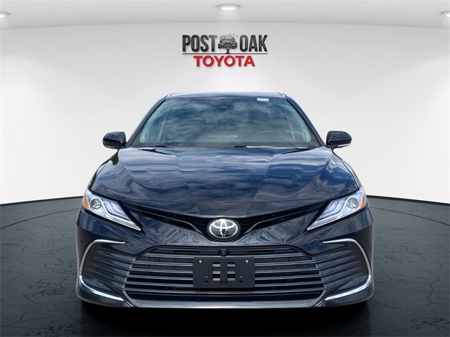 2023 Toyota Camry XLE photo 2