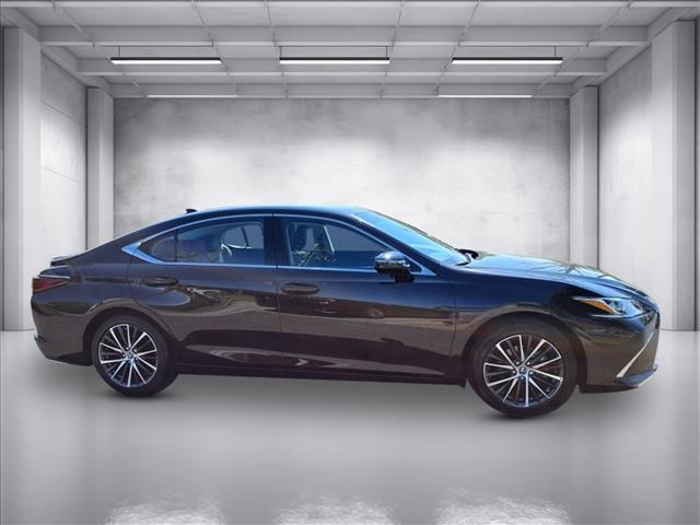 2024 Lexus ES 350 Premium photo 2