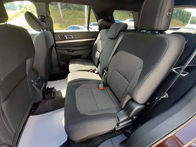 2018 Ford Explorer XLT photo 38