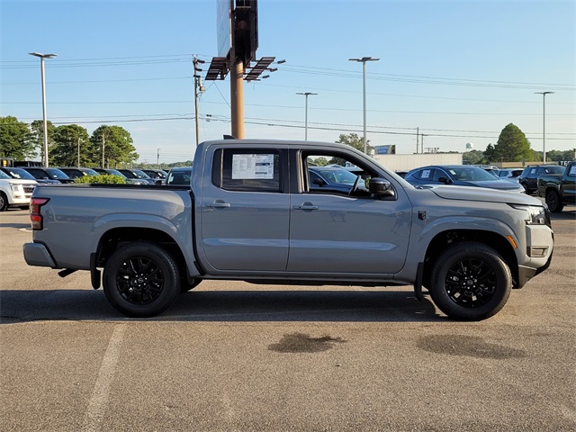 2026 Nissan Frontier Crew Cab SV photo 2