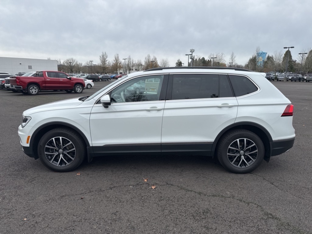 2021 Volkswagen Tiguan SE photo 3