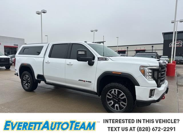 2022 GMC Sierra 2500HD AT4's photo