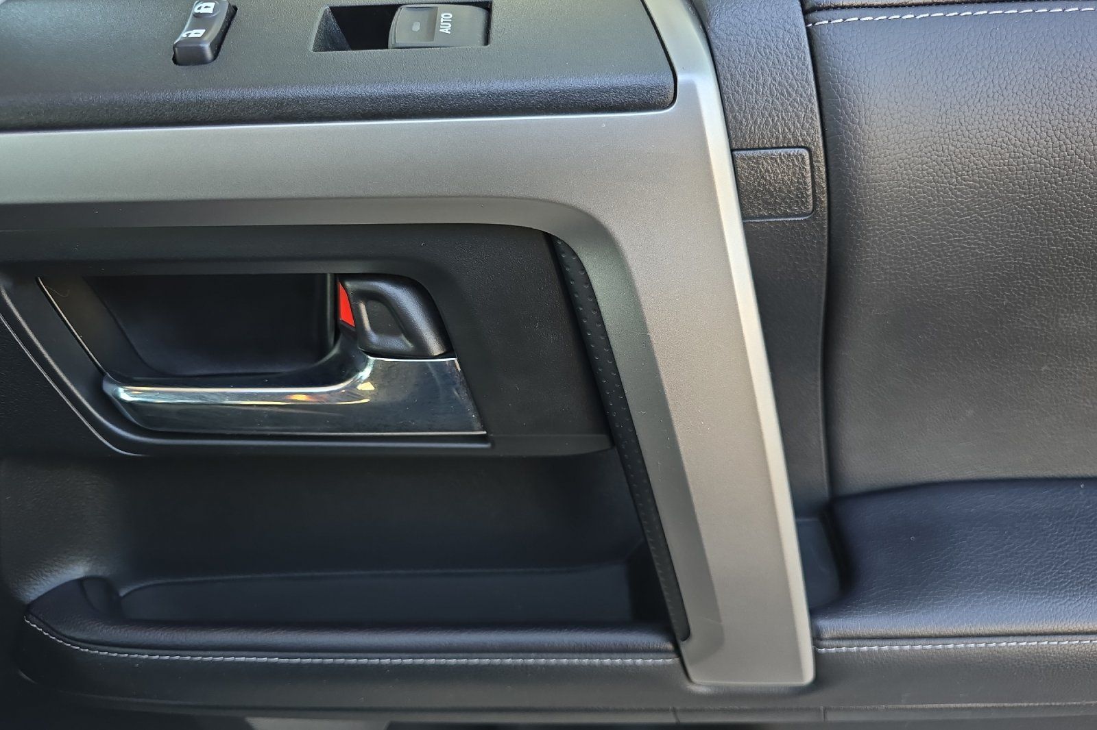 2022 Toyota 4Runner SR5 photo 16