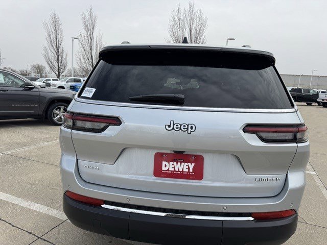 2025 Jeep Grand Cherokee Limited photo 5