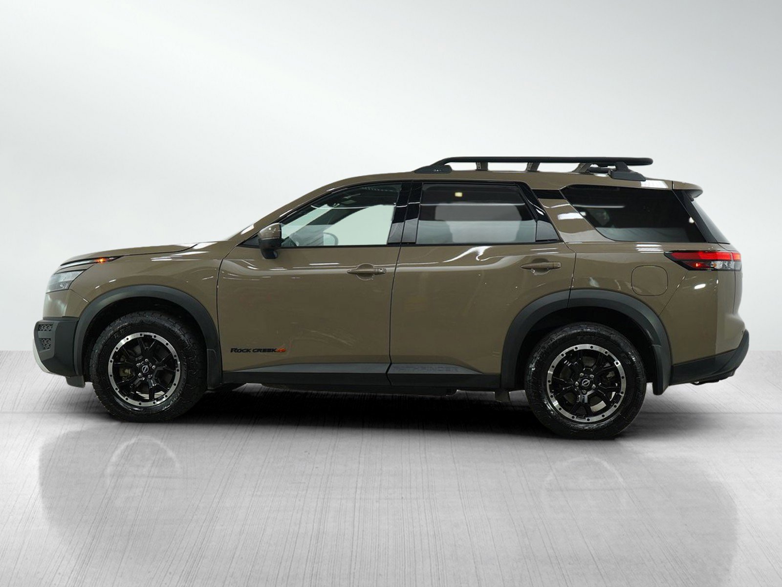 Used 2024 Nissan Pathfinder Rock Creek with VIN 5N1DR3BE2RC202668 for sale in Minneapolis, Minnesota