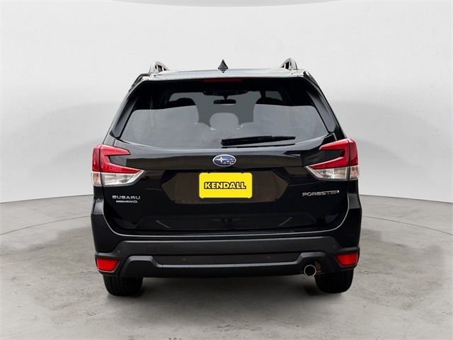 2023 Subaru Forester Limited photo 3