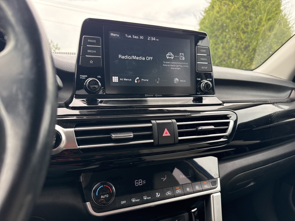 2021 Kia Seltos EX photo 8