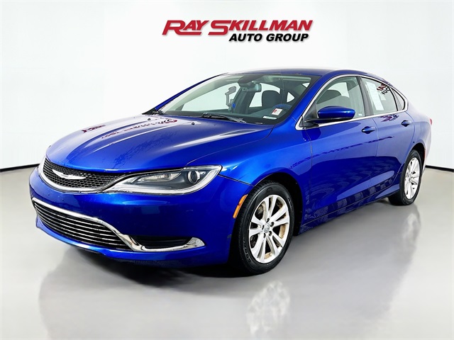 2015 Chrysler 200 Limited photo 3